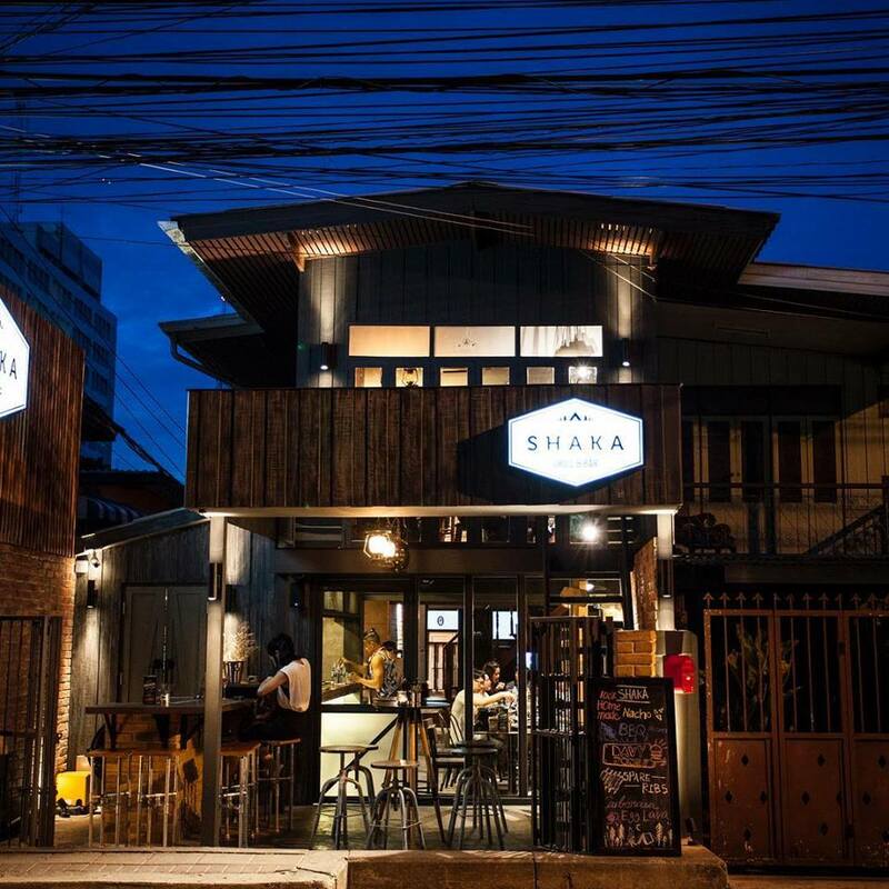 ร้าน hang out นั่งชิล กทม. รวมร้านเด็ดบรรยากาศดีแฮงเอาท์ไม่ควรพลาด!