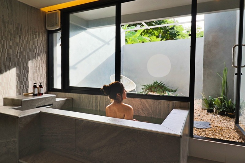 a bizz hotel, b2 lampang hotel, ban mae boonthong, flat white cafe x poshtel, kanecha's home lampang, lada house, memmoth hostel, tha ma-o bouteak homestay, the coconut hotel, the cottage lampang hotel, wienglakor hotel, คเณชา โฮม ลำปาง, ฆเณชา โฮม ลำปาง, ท่ามะโอ บูทีค โฮมสเตย์, ที่พักตัวเมืองลำปาง, ที่พักตัวเมืองลำปาง 2024, ที่พักตัวเมืองลำปาง 2567, ที่พักลำปาง 2024, ที่พักลำปาง 2567, ที่พักลําปาง, ที่พักลําปาง ตัวเมือง, ที่พักลําปาง ในเมือง, ที่พักเมืองลำปาง 2024, ที่พักเมืองลำปาง 2567, ที่พักเมืองลําปาง, บ้านแม่บุญทอง, บีทู ลำปาง, ลดาเฮาส์, ลำปาง เรสซิเดนซ์, เมมมอธ โฮสเทล, แฟลต ไวต์ คาเฟ่ x พอชเทล, แมมมอธ โฮสเทล, โรงแรมเดอะ คอทเทจ ลำปาง, โรงแรมเดอะ โคโคนัท, โรงแรมเอบิช, top 12+ ที่พักลำปาง [กรกฎาคม 2024] เมืองรถม้า เดินทางสะดวก ใกล้แหล่งท่องเที่ยว