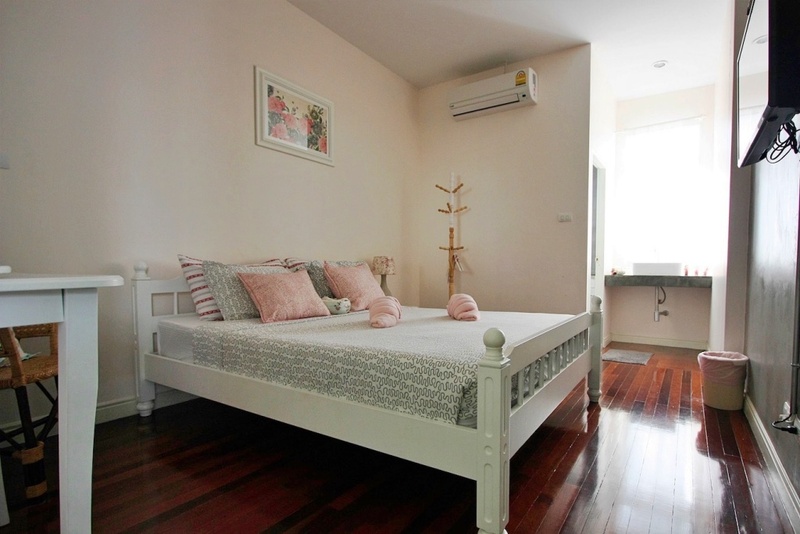 a bizz hotel, b2 lampang hotel, ban mae boonthong, flat white cafe x poshtel, kanecha's home lampang, lada house, memmoth hostel, tha ma-o bouteak homestay, the coconut hotel, the cottage lampang hotel, wienglakor hotel, คเณชา โฮม ลำปาง, ฆเณชา โฮม ลำปาง, ท่ามะโอ บูทีค โฮมสเตย์, ที่พักตัวเมืองลำปาง, ที่พักตัวเมืองลำปาง 2024, ที่พักตัวเมืองลำปาง 2567, ที่พักลำปาง 2024, ที่พักลำปาง 2567, ที่พักลําปาง, ที่พักลําปาง ตัวเมือง, ที่พักลําปาง ในเมือง, ที่พักเมืองลำปาง 2024, ที่พักเมืองลำปาง 2567, ที่พักเมืองลําปาง, บ้านแม่บุญทอง, บีทู ลำปาง, ลดาเฮาส์, ลำปาง เรสซิเดนซ์, เมมมอธ โฮสเทล, แฟลต ไวต์ คาเฟ่ x พอชเทล, แมมมอธ โฮสเทล, โรงแรมเดอะ คอทเทจ ลำปาง, โรงแรมเดอะ โคโคนัท, โรงแรมเอบิช, top 12+ ที่พักลำปาง [กรกฎาคม 2024] เมืองรถม้า เดินทางสะดวก ใกล้แหล่งท่องเที่ยว