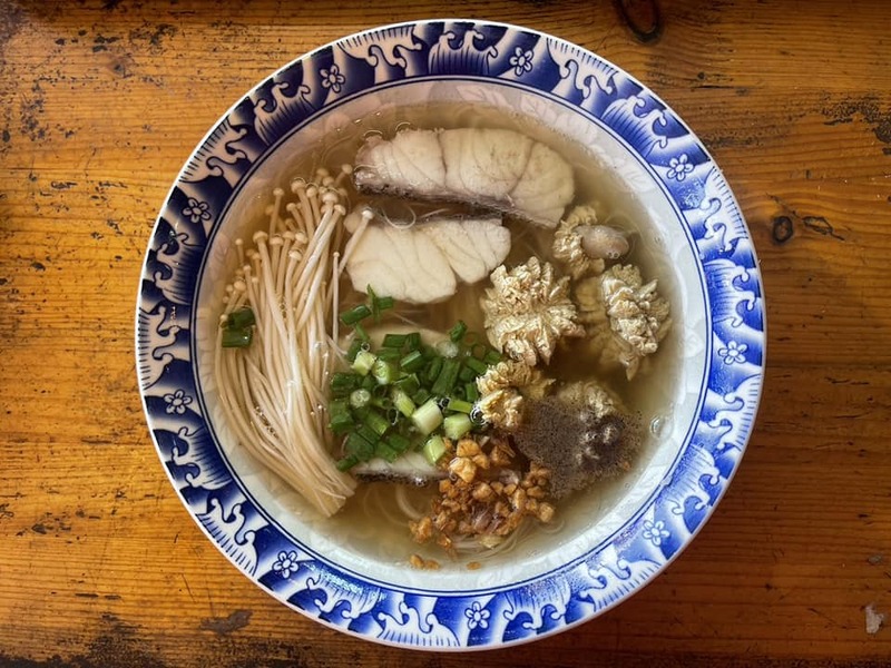ร้านข้าวต้มปลา ภูเก็ต : ข้าวต้ม ซีฟู้ด เจ้าเด็ดประจำเมืองภูเก็ต ไม่แวะไม่ได้!!