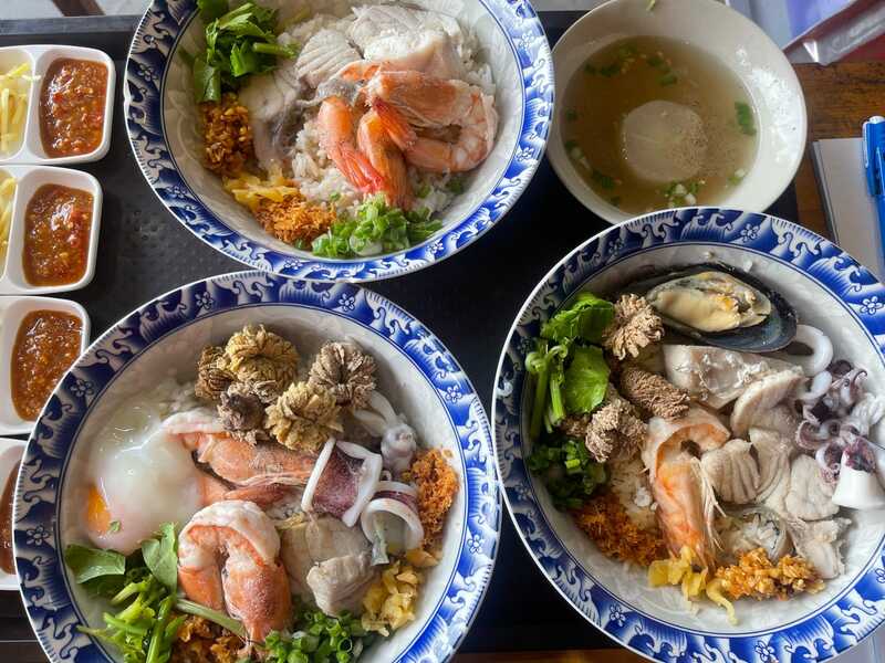 ร้านข้าวต้มปลา ภูเก็ต : ข้าวต้ม ซีฟู้ด เจ้าเด็ดประจำเมืองภูเก็ต ไม่แวะไม่ได้!!
