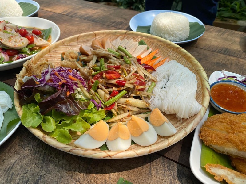 top 7+ คาเฟ่ริมน้ำเขาใหญ่ จิบกาแฟสัมผัสลมเก๋ๆ ช่วงฤดูฝน