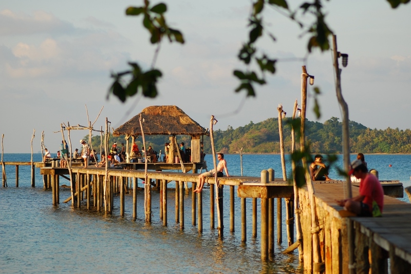 secret sunset beach, จุดชมวิวแหลมงอบ, ชุมชนบ้านน้ำเชี่ยว, ตราด, ที่เที่ยวตราด, ที่เที่ยวตราด 2024, ที่เที่ยวตราด 2567, น้ำตกคลองแก้ว, พระจมน้ำ เขาระกำ, วัดบุปผาราม, วัดปลายคลอง, ศาลเจ้าพ่อหลักเมืองตราด, สลักเพชร, หาดบานชื่น, หาดลับ ตราด, อันซีน ตราด, อ่าวตาลคู่, อ่าวสลักเพชร, อุทยานแห่งชาติน้ำตกคลองแก้ว, อุทยานแห่งชาติหมู่เกาะช้าง, เกาะกระดาด, เกาะกูด, เกาะกูด 2024, เกาะง่าม, เกาะช้าง, เกาะช้าง 2024, เกาะหมาก, เขาระกำ, เที่ยวตราด, เที่ยวตราด 2024, เที่ยวตราด 2567, top 15+ ที่เที่ยวตราด [กรกฎาคม 2024] มหัศจรรย์เมืองเกาะครึ่งร้อย ทะเลสวย น้ำใส ปะการังหลากสี
