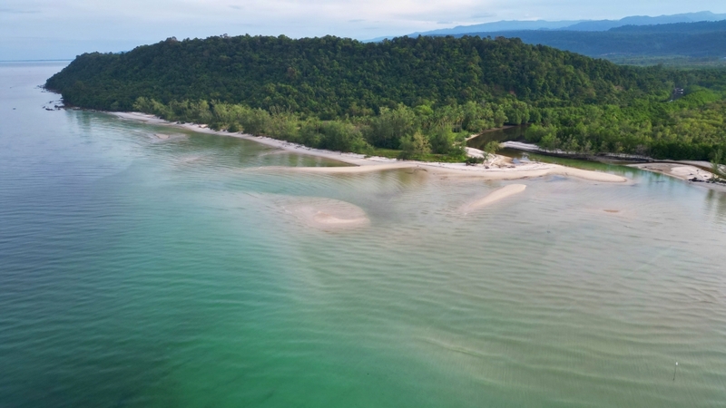 secret sunset beach, จุดชมวิวแหลมงอบ, ชุมชนบ้านน้ำเชี่ยว, ตราด, ที่เที่ยวตราด, ที่เที่ยวตราด 2024, ที่เที่ยวตราด 2567, น้ำตกคลองแก้ว, พระจมน้ำ เขาระกำ, วัดบุปผาราม, วัดปลายคลอง, ศาลเจ้าพ่อหลักเมืองตราด, สลักเพชร, หาดบานชื่น, หาดลับ ตราด, อันซีน ตราด, อ่าวตาลคู่, อ่าวสลักเพชร, อุทยานแห่งชาติน้ำตกคลองแก้ว, อุทยานแห่งชาติหมู่เกาะช้าง, เกาะกระดาด, เกาะกูด, เกาะกูด 2024, เกาะง่าม, เกาะช้าง, เกาะช้าง 2024, เกาะหมาก, เขาระกำ, เที่ยวตราด, เที่ยวตราด 2024, เที่ยวตราด 2567, top 15+ ที่เที่ยวตราด [กรกฎาคม 2024] มหัศจรรย์เมืองเกาะครึ่งร้อย ทะเลสวย น้ำใส ปะการังหลากสี