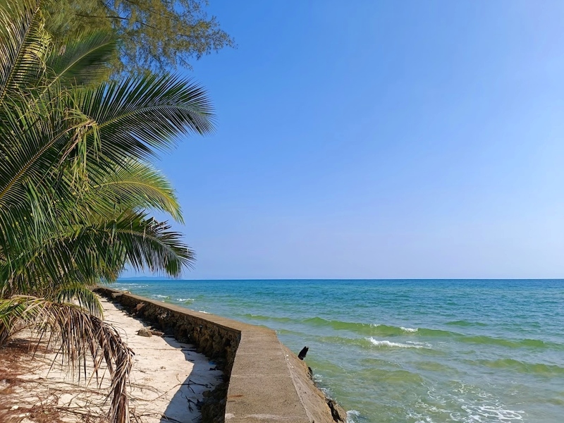 secret sunset beach, จุดชมวิวแหลมงอบ, ชุมชนบ้านน้ำเชี่ยว, ตราด, ที่เที่ยวตราด, ที่เที่ยวตราด 2024, ที่เที่ยวตราด 2567, น้ำตกคลองแก้ว, พระจมน้ำ เขาระกำ, วัดบุปผาราม, วัดปลายคลอง, ศาลเจ้าพ่อหลักเมืองตราด, สลักเพชร, หาดบานชื่น, หาดลับ ตราด, อันซีน ตราด, อ่าวตาลคู่, อ่าวสลักเพชร, อุทยานแห่งชาติน้ำตกคลองแก้ว, อุทยานแห่งชาติหมู่เกาะช้าง, เกาะกระดาด, เกาะกูด, เกาะกูด 2024, เกาะง่าม, เกาะช้าง, เกาะช้าง 2024, เกาะหมาก, เขาระกำ, เที่ยวตราด, เที่ยวตราด 2024, เที่ยวตราด 2567, top 15+ ที่เที่ยวตราด [กรกฎาคม 2024] มหัศจรรย์เมืองเกาะครึ่งร้อย ทะเลสวย น้ำใส ปะการังหลากสี