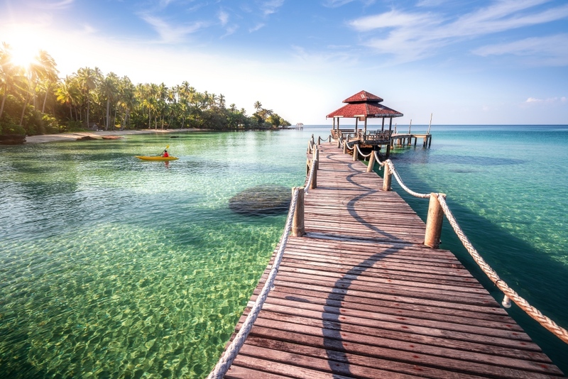 secret sunset beach, จุดชมวิวแหลมงอบ, ชุมชนบ้านน้ำเชี่ยว, ตราด, ที่เที่ยวตราด, ที่เที่ยวตราด 2024, ที่เที่ยวตราด 2567, น้ำตกคลองแก้ว, พระจมน้ำ เขาระกำ, วัดบุปผาราม, วัดปลายคลอง, ศาลเจ้าพ่อหลักเมืองตราด, สลักเพชร, หาดบานชื่น, หาดลับ ตราด, อันซีน ตราด, อ่าวตาลคู่, อ่าวสลักเพชร, อุทยานแห่งชาติน้ำตกคลองแก้ว, อุทยานแห่งชาติหมู่เกาะช้าง, เกาะกระดาด, เกาะกูด, เกาะกูด 2024, เกาะง่าม, เกาะช้าง, เกาะช้าง 2024, เกาะหมาก, เขาระกำ, เที่ยวตราด, เที่ยวตราด 2024, เที่ยวตราด 2567, top 15+ ที่เที่ยวตราด [กรกฎาคม 2024] มหัศจรรย์เมืองเกาะครึ่งร้อย ทะเลสวย น้ำใส ปะการังหลากสี