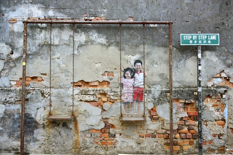 batu ferringhi, butterfly farm, chew jetty, chulia street, chulia street night hawker stall, david goh, entopia, george town, interactive painting, kek lok si, lok lok, penang butterfly farm, penang hills, penang street arts, pinang peranakan mansion, rainbow skywalk, spedahub, street arts, the mugshot cafe, top view, tropical spice garden, wan tan mee, กิจกรรมปาร์ตี้ในสวน, คฤหาสน์เปอรานากัน, จอร์จ ทาวน์, จุดถ่ายรูปปีนัง, จูเลีย สตรีท, ชายหาดบาตู, ทางเดินลอยฟ้าสายรุ้ง, นั่งรถไฟไปปีนัง, ปีนัง2023, ภาพวาดกำแพง, มาเลเซีย2023, วัดเก็กลกสี่, วัดเขาเต่า, สตรีทฟู๊ดปีนัง, สตรีทอาร์ตปีนัง, สถานที่ท่องเที่ยวปีนัง, สถานที่ท่องเที่ยวมาเลเซีย, สวนผีเสื้อ, สวนพฤกษศาตร์, หมู่บ้านชาวประมง, เกาะปีนัง, เจดีย์สมเด็จพระรามหก, เที่ยวปีนัง, เที่ยวปีนังมาเลเซีย, เที่ยวมาเลเซีย, เที่ยวมาเลเซียปีนัง, เบเกอรี่จอร์จทาวน์, top 12+ ที่เที่ยวปีนัง มาเลเซีย 2024 แบบสายชิลล์ ชมสตรีทอาร์ต แวะทานสตรีทฟู๊ด