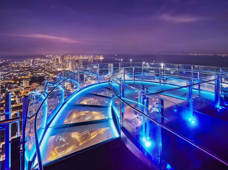 batu ferringhi, butterfly farm, chew jetty, chulia street, chulia street night hawker stall, david goh, entopia, george town, interactive painting, kek lok si, lok lok, penang butterfly farm, penang hills, penang street arts, pinang peranakan mansion, rainbow skywalk, spedahub, street arts, the mugshot cafe, top view, tropical spice garden, wan tan mee, กิจกรรมปาร์ตี้ในสวน, คฤหาสน์เปอรานากัน, จอร์จ ทาวน์, จุดถ่ายรูปปีนัง, จูเลีย สตรีท, ชายหาดบาตู, ทางเดินลอยฟ้าสายรุ้ง, นั่งรถไฟไปปีนัง, ปีนัง2023, ภาพวาดกำแพง, มาเลเซีย2023, วัดเก็กลกสี่, วัดเขาเต่า, สตรีทฟู๊ดปีนัง, สตรีทอาร์ตปีนัง, สถานที่ท่องเที่ยวปีนัง, สถานที่ท่องเที่ยวมาเลเซีย, สวนผีเสื้อ, สวนพฤกษศาตร์, หมู่บ้านชาวประมง, เกาะปีนัง, เจดีย์สมเด็จพระรามหก, เที่ยวปีนัง, เที่ยวปีนังมาเลเซีย, เที่ยวมาเลเซีย, เที่ยวมาเลเซียปีนัง, เบเกอรี่จอร์จทาวน์, top 12+ ที่เที่ยวปีนัง มาเลเซีย 2024 แบบสายชิลล์ ชมสตรีทอาร์ต แวะทานสตรีทฟู๊ด