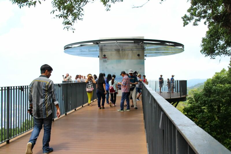 batu ferringhi, butterfly farm, chew jetty, chulia street, chulia street night hawker stall, david goh, entopia, george town, interactive painting, kek lok si, lok lok, penang butterfly farm, penang hills, penang street arts, pinang peranakan mansion, rainbow skywalk, spedahub, street arts, the mugshot cafe, top view, tropical spice garden, wan tan mee, กิจกรรมปาร์ตี้ในสวน, คฤหาสน์เปอรานากัน, จอร์จ ทาวน์, จุดถ่ายรูปปีนัง, จูเลีย สตรีท, ชายหาดบาตู, ทางเดินลอยฟ้าสายรุ้ง, นั่งรถไฟไปปีนัง, ปีนัง2023, ภาพวาดกำแพง, มาเลเซีย2023, วัดเก็กลกสี่, วัดเขาเต่า, สตรีทฟู๊ดปีนัง, สตรีทอาร์ตปีนัง, สถานที่ท่องเที่ยวปีนัง, สถานที่ท่องเที่ยวมาเลเซีย, สวนผีเสื้อ, สวนพฤกษศาตร์, หมู่บ้านชาวประมง, เกาะปีนัง, เจดีย์สมเด็จพระรามหก, เที่ยวปีนัง, เที่ยวปีนังมาเลเซีย, เที่ยวมาเลเซีย, เที่ยวมาเลเซียปีนัง, เบเกอรี่จอร์จทาวน์, top 12+ ที่เที่ยวปีนัง มาเลเซีย 2024 แบบสายชิลล์ ชมสตรีทอาร์ต แวะทานสตรีทฟู๊ด