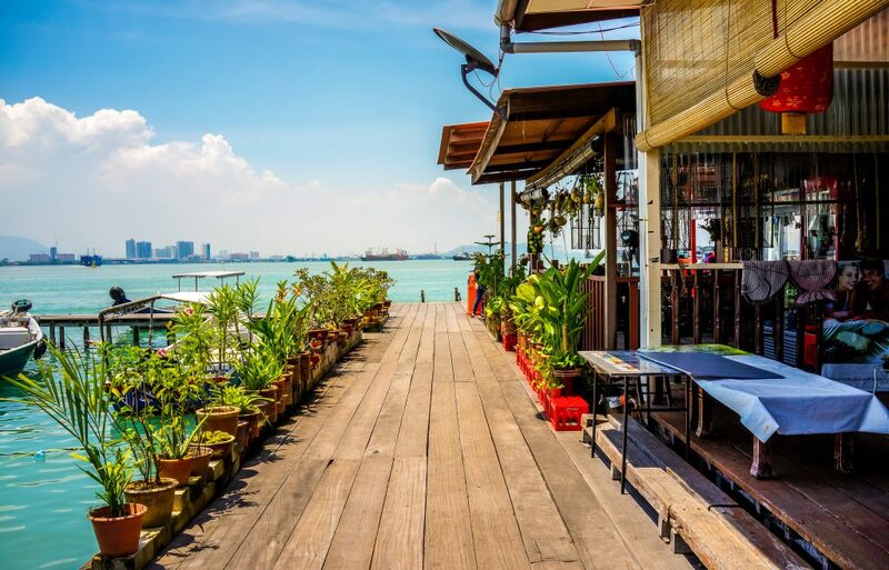batu ferringhi, butterfly farm, chew jetty, chulia street, chulia street night hawker stall, david goh, entopia, george town, interactive painting, kek lok si, lok lok, penang butterfly farm, penang hills, penang street arts, pinang peranakan mansion, rainbow skywalk, spedahub, street arts, the mugshot cafe, top view, tropical spice garden, wan tan mee, กิจกรรมปาร์ตี้ในสวน, คฤหาสน์เปอรานากัน, จอร์จ ทาวน์, จุดถ่ายรูปปีนัง, จูเลีย สตรีท, ชายหาดบาตู, ทางเดินลอยฟ้าสายรุ้ง, นั่งรถไฟไปปีนัง, ปีนัง2023, ภาพวาดกำแพง, มาเลเซีย2023, วัดเก็กลกสี่, วัดเขาเต่า, สตรีทฟู๊ดปีนัง, สตรีทอาร์ตปีนัง, สถานที่ท่องเที่ยวปีนัง, สถานที่ท่องเที่ยวมาเลเซีย, สวนผีเสื้อ, สวนพฤกษศาตร์, หมู่บ้านชาวประมง, เกาะปีนัง, เจดีย์สมเด็จพระรามหก, เที่ยวปีนัง, เที่ยวปีนังมาเลเซีย, เที่ยวมาเลเซีย, เที่ยวมาเลเซียปีนัง, เบเกอรี่จอร์จทาวน์, top 12+ ที่เที่ยวปีนัง มาเลเซีย 2024 แบบสายชิลล์ ชมสตรีทอาร์ต แวะทานสตรีทฟู๊ด