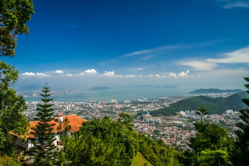 batu ferringhi, butterfly farm, chew jetty, chulia street, chulia street night hawker stall, david goh, entopia, george town, interactive painting, kek lok si, lok lok, penang butterfly farm, penang hills, penang street arts, pinang peranakan mansion, rainbow skywalk, spedahub, street arts, the mugshot cafe, top view, tropical spice garden, wan tan mee, กิจกรรมปาร์ตี้ในสวน, คฤหาสน์เปอรานากัน, จอร์จ ทาวน์, จุดถ่ายรูปปีนัง, จูเลีย สตรีท, ชายหาดบาตู, ทางเดินลอยฟ้าสายรุ้ง, นั่งรถไฟไปปีนัง, ปีนัง2023, ภาพวาดกำแพง, มาเลเซีย2023, วัดเก็กลกสี่, วัดเขาเต่า, สตรีทฟู๊ดปีนัง, สตรีทอาร์ตปีนัง, สถานที่ท่องเที่ยวปีนัง, สถานที่ท่องเที่ยวมาเลเซีย, สวนผีเสื้อ, สวนพฤกษศาตร์, หมู่บ้านชาวประมง, เกาะปีนัง, เจดีย์สมเด็จพระรามหก, เที่ยวปีนัง, เที่ยวปีนังมาเลเซีย, เที่ยวมาเลเซีย, เที่ยวมาเลเซียปีนัง, เบเกอรี่จอร์จทาวน์, top 12+ ที่เที่ยวปีนัง มาเลเซีย 2024 แบบสายชิลล์ ชมสตรีทอาร์ต แวะทานสตรีทฟู๊ด