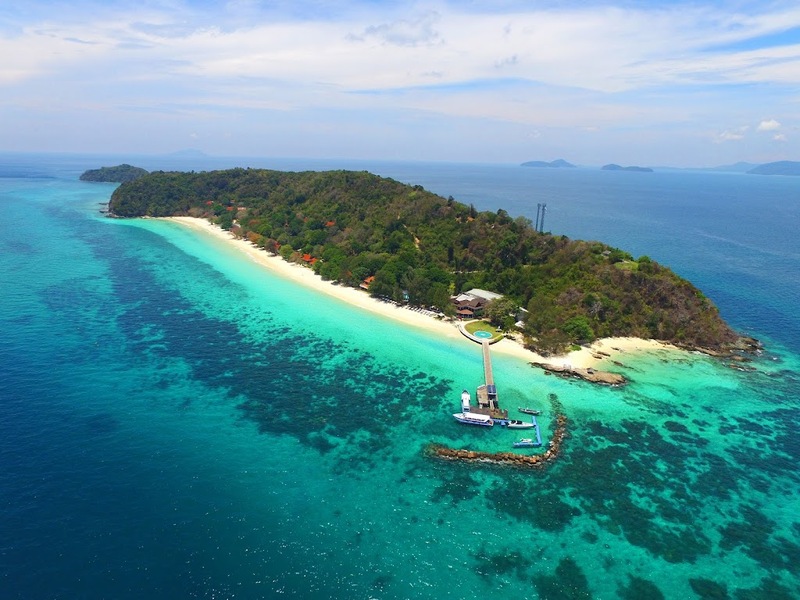 aquaria phuket, aquariaphuket, banana beach, blackrock, blackrockviewpoint, hanuman world, honeymoon island, katabeach, maikhaobeach, nuibeach, phuket, phuket fantasea, phuket old town, phuketfantasea, streetartภูเก็ต, tiger kingdom phuket, จุดชมวิวผาหินดำ, จุดชมวิวเขารัง, ตลาดอาหารทะเล ภูเก็ต, ตลาดอาหารทะเล ราไวย์, ท่องเที่ยวภูเก็ต, ที่เที่ยวภูเก็ต, ที่เที่ยวภูเก็ต 2024, ที่เที่ยวภูเก็ต 2567, น้ำตกโตนไทร, ประภาคารกาญจนาภิเษก, ป่าตอง, ผาหินดำ, พระผุด ภูเก็ต, พระมิ่งมงคลเอกนาคคีรี, พระใหญ่ภูเก็ต, พระใหญ่เมืองภูเก็ต, พิพิธภัณฑ์สัตว์น้ำ, ภูเก็ต, ภูเก็ต 2024, ภูเก็ต 2567, ภูเก็ตแฟนตาซี, มหัศจรรย์กมลา, ย่านเมืองเก่าภูเก็ต, วัดพระทอง, วัดพระผุด, สวนเสือภูเก็ต, หนุมานเวิลด์, หาดกล้วย, หาดกะตะ, หาดนุ้ย, หาดป่าตอง, หาดไม้ขาว, อควาเรียภูเก็ต, อควาเรียม ภูเก็ต, เกาะรูปหัวใจ ภูเก็ต, เกาะเฮ, เกาะแก้วพิศดาร, เกาะแก้วใหญ่, เกาะไม้ท่อน, เขารัง, เที่ยวภูเก็ต, เที่ยวภูเก็ต 2024, เที่ยวภูเก็ต 2567, แหลมพรหมเทพ, top 20+ ที่เที่ยวภูเก็ต [กรกฎาคม 2024] สวรรค์ของคนรักทะเล เมืองแห่งไข่มุกอันดามันและธรรมชาติอันงดงาม