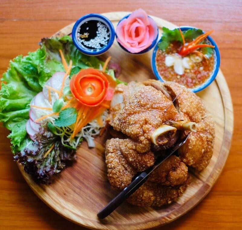 ร้านอาหารบรรยากาศดี โคราช : รวมร้านอาหารสวยๆ บรรยากาศดีน่านั่ง และถ่ายรูปสวยๆ อวดเพื่อน!