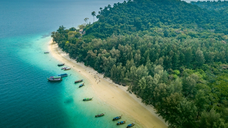 เที่ยวไหนดี ? 15 ที่เที่ยวยอดฮิต [กรกฎาคม 2024] เดินทางทั่วไทย สัมผัสความสวยงาม ที่ไม่ควรพลาด