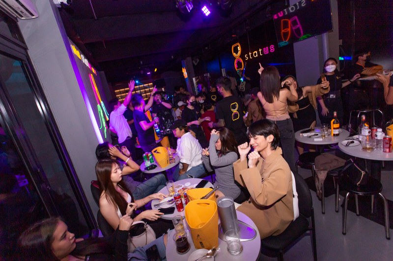 status thonglor ร้านนั่งชิล ทองหล่อ เปิดใหม่ ฟีลดี สนุกมันส์เต็มที่ทั้งคืน!