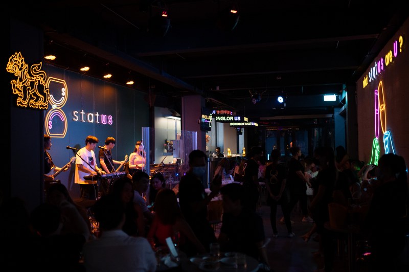 status thonglor ร้านนั่งชิล ทองหล่อ เปิดใหม่ ฟีลดี สนุกมันส์เต็มที่ทั้งคืน!