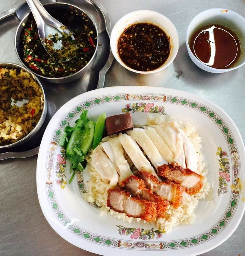 ร้านข้าวมันไก่ทั่วกรุงเทพเจ้าเด็ด (delivery) ไก่เนื้อฉ่ำแน่นจนต้องลอง