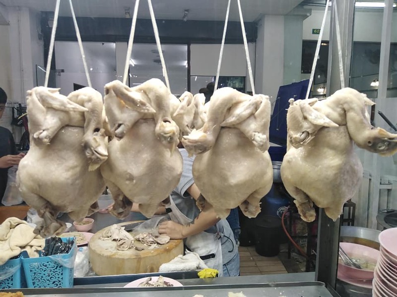 ร้านข้าวมันไก่ทั่วกรุงเทพเจ้าเด็ด (delivery) ไก่เนื้อฉ่ำแน่นจนต้องลอง