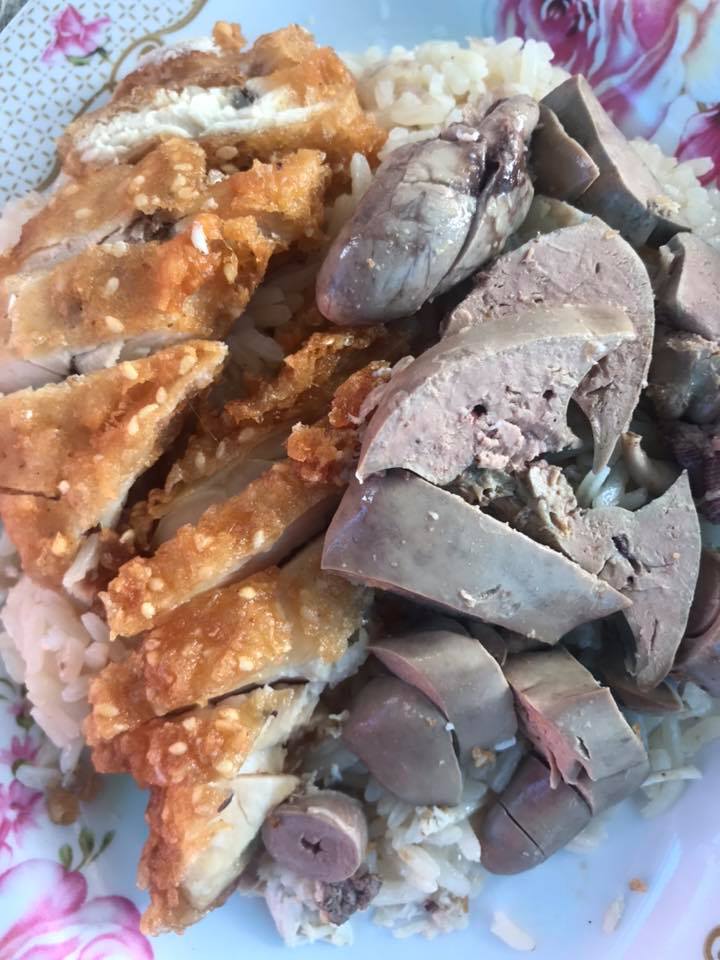 ร้านข้าวมันไก่ทั่วกรุงเทพเจ้าเด็ด (delivery) ไก่เนื้อฉ่ำแน่นจนต้องลอง