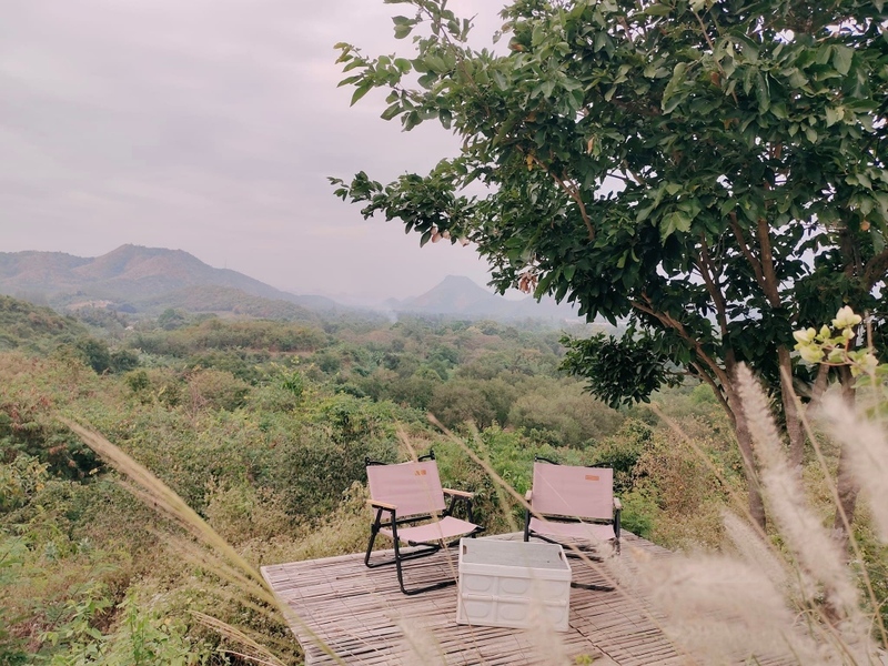 away by a day, camel republic, huai wonder camp, the field animals dream, tumlay cafe & bar, unseen thailand, คาเฟ่เพชรบุรี, คาเมลรีพับลิค, จันทร์จ้าว cafe & restaurant, ช่องกระจกนางพันธุรัต, ชะอำ, ต้นไม้ใบหญ้า คาเฟ่, ตลาดน้ำกวางโจว, ตลาดน้ำบนน้ำตก, ถ้ำวิมานจักรี, ถ้ำเขาย้อย, ที่เที่ยวเพชรบุรี, ที่เที่ยวเพชรบุรี 2023, ที่เที่ยวเพชรบุรี 2024, ที่เที่ยวเพชรบุรี 2566, ที่เที่ยวเพชรบุรี 2567, พระธาตุฉิมพลีพระเศรษฐีนวโกฏิ, พระนครคีรี, พระปรางค์ 5 ยอด, พระรามราชนิเวศน์, พระสังฆราชแตงโม, ยุ้งเกลือ บ้านแหลม, ลานผีเสื้อ, วังบ้านปืน, วัดข่อย, วัดถ้ำเขาหลวง, วัดมหาธาตุ, วัดมหาธาตุวรวิหาร, วัดใหญ่สุวรรณารามวรวิหาร, สวนสนุก, สวนสัตว์, สวิสเซอร์แลนด์ แดนเพชรบุรี, สะพานอ่าวบางตะบูน, สะพานแขวนเขื่อนแก่งกระจาน, หลวงพ่อหกนิ้ว, ห้วยสงสัยแคมป์, หาดชะอำ, หาดปึกเตียน, หาดเจ้าสำราญ, อ่าวบางตะบูน, อุทยานประวัติศาสตร์พระนครคีรี, เขานางนอน, เขานางพันธุรัต, เขาพะเนินทุ่ง, เขาวัง, เขาอีบิด, เขื่อนแก่งกระจาน, เดอะฟิลด์แอนนิมอลดรีมฟาร์มแอนด์การ์เด้น, เที่ยวเพชรบุรี, เพชรบุรี, แคมป์บ้านกร่าง, โครงการชั่งหัวมัน, top 26+ ที่เที่ยวเพชรบุรี [กรกฎาคม 2024] ท่องประวัติศาสตร์ พักผ่อนริมหาด สัมผัสธรรมชาติริมเขา