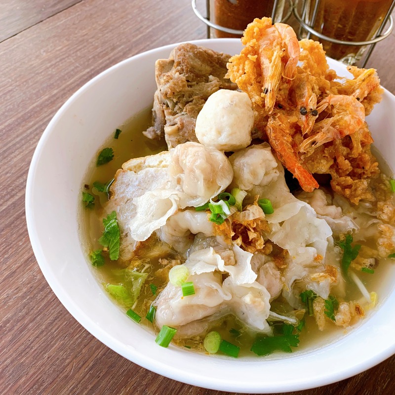 รวมร้านเกี๊ยวเก่าแก่ ร้านเกี๊ยวปลา เกี๊ยวหมูไส้แน่น ความอร่อยระดับตำนาน!