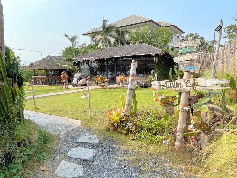 aloha beach cafe, artory cafe and crafts, austin cafe, daydream cafe, daydream café chonburi, hidden lab, highway cafe, milk mountain, milk mountain cafe & restaurant, namon nomwan, nomisuke, nomisuke ramen, open house cafe, peeps breakfast and bar, red temp coffee, seafood club bangsaen, serene house cafe, starter on the beach  (tiny island cafe), the tide cafe, tiny island cafe, tree 33, uncloud coffee, way coffee house, white house beach, white house beach café and restaurant, woowon, คาเฟ่ชลบุรี 2024, คาเฟ่ชลบุรี 2567, คาเฟ่บางแสน, คาเฟ่บางแสน 2024, คาเฟ่บางแสน 2567, คาเฟ่ริมชายหาด, คาเฟ่ริมทะเลบางแสน, คาเฟ่ลับ บางแสน, คาเฟ่เปิดใหม่ บางแสน, คาเฟ่เปิดใหม่บางแสน 2567, คาเฟ่ใกล้ฉัน, ซีฟู้ดคลับ บางแสน, ซีรีนเฮาท์คาเฟ่, บางแสน, บางแสน คาเฟ่, บางแสน คาเฟ่ 2567, มิลค์เม้าเท่น, วูวอน คาเฟ่, หน้ามน หนมหวาน, อันคลาวด์ คาเฟ่, อโลฮาบีช คาเฟ่, ฮิดเดน แลป, เวคอฟฟี่เฮ้าส์, ไฮเวย์ คาเฟ่, ไฮเวย์ คาเฟ่ บางแสน, top 20+ คาเฟ่บางแสน [กรกฎาคม 2024] ดินแดนแห่งคอนเทนท์ริมทะเล นั่งชิลล์จิบกาแฟ ถ่ายรูปเช็คอินรัว ๆ