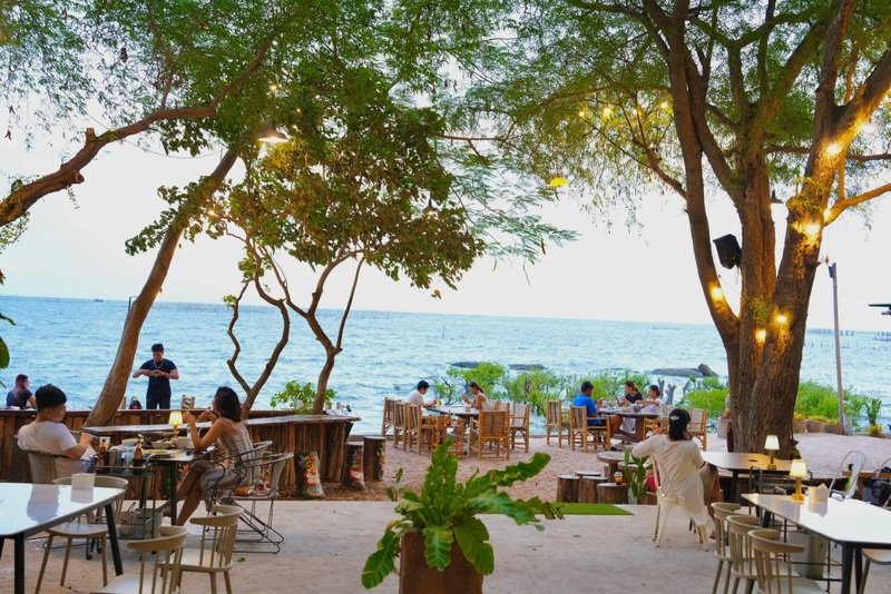 aloha beach cafe, artory cafe and crafts, austin cafe, daydream cafe, daydream café chonburi, hidden lab, highway cafe, milk mountain, milk mountain cafe & restaurant, namon nomwan, nomisuke, nomisuke ramen, open house cafe, peeps breakfast and bar, red temp coffee, seafood club bangsaen, serene house cafe, starter on the beach  (tiny island cafe), the tide cafe, tiny island cafe, tree 33, uncloud coffee, way coffee house, white house beach, white house beach café and restaurant, woowon, คาเฟ่ชลบุรี 2024, คาเฟ่ชลบุรี 2567, คาเฟ่บางแสน, คาเฟ่บางแสน 2024, คาเฟ่บางแสน 2567, คาเฟ่ริมชายหาด, คาเฟ่ริมทะเลบางแสน, คาเฟ่ลับ บางแสน, คาเฟ่เปิดใหม่ บางแสน, คาเฟ่เปิดใหม่บางแสน 2567, คาเฟ่ใกล้ฉัน, ซีฟู้ดคลับ บางแสน, ซีรีนเฮาท์คาเฟ่, บางแสน, บางแสน คาเฟ่, บางแสน คาเฟ่ 2567, มิลค์เม้าเท่น, วูวอน คาเฟ่, หน้ามน หนมหวาน, อันคลาวด์ คาเฟ่, อโลฮาบีช คาเฟ่, ฮิดเดน แลป, เวคอฟฟี่เฮ้าส์, ไฮเวย์ คาเฟ่, ไฮเวย์ คาเฟ่ บางแสน, top 20+ คาเฟ่บางแสน [กรกฎาคม 2024] ดินแดนแห่งคอนเทนท์ริมทะเล นั่งชิลล์จิบกาแฟ ถ่ายรูปเช็คอินรัว ๆ