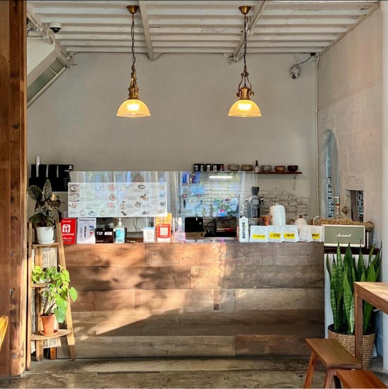 aloha beach cafe, artory cafe and crafts, austin cafe, daydream cafe, daydream café chonburi, hidden lab, highway cafe, milk mountain, milk mountain cafe & restaurant, namon nomwan, nomisuke, nomisuke ramen, open house cafe, peeps breakfast and bar, red temp coffee, seafood club bangsaen, serene house cafe, starter on the beach  (tiny island cafe), the tide cafe, tiny island cafe, tree 33, uncloud coffee, way coffee house, white house beach, white house beach café and restaurant, woowon, คาเฟ่ชลบุรี 2024, คาเฟ่ชลบุรี 2567, คาเฟ่บางแสน, คาเฟ่บางแสน 2024, คาเฟ่บางแสน 2567, คาเฟ่ริมชายหาด, คาเฟ่ริมทะเลบางแสน, คาเฟ่ลับ บางแสน, คาเฟ่เปิดใหม่ บางแสน, คาเฟ่เปิดใหม่บางแสน 2567, คาเฟ่ใกล้ฉัน, ซีฟู้ดคลับ บางแสน, ซีรีนเฮาท์คาเฟ่, บางแสน, บางแสน คาเฟ่, บางแสน คาเฟ่ 2567, มิลค์เม้าเท่น, วูวอน คาเฟ่, หน้ามน หนมหวาน, อันคลาวด์ คาเฟ่, อโลฮาบีช คาเฟ่, ฮิดเดน แลป, เวคอฟฟี่เฮ้าส์, ไฮเวย์ คาเฟ่, ไฮเวย์ คาเฟ่ บางแสน, top 20+ คาเฟ่บางแสน [กรกฎาคม 2024] ดินแดนแห่งคอนเทนท์ริมทะเล นั่งชิลล์จิบกาแฟ ถ่ายรูปเช็คอินรัว ๆ