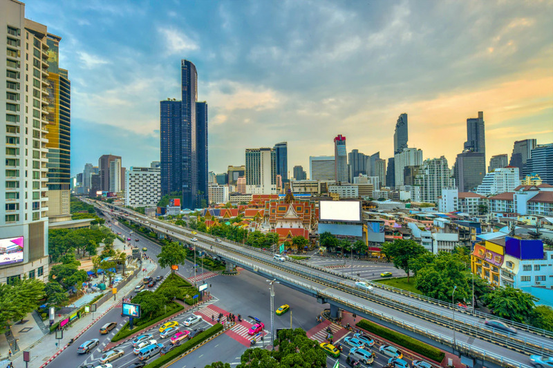 1. โรงแรมสามย่านเซอรีน, 2. โรงแรมทริปเปิ้ล วาย, 3. โรงแรมแมนดาริน กรุงเทพฯ, 4. เดอะ รายา สุรวงศ์ กรุงเทพ, 5. โรงแรมมณเฑียร สุรวงศ์ กรุงเทพฯ, 6. 56 Surawong Hotel Bangkok, 7. เตียง สตูดิโอ, 8. Red Planet Bangkok Surawong, 9. Amara Bangkok, 10. dusitD2 Samyan, Bangkok, Top 10+ โรงแรมใกล้ MRT สามย่าน นั่งรถไปไม่เกิน 5 นาที!