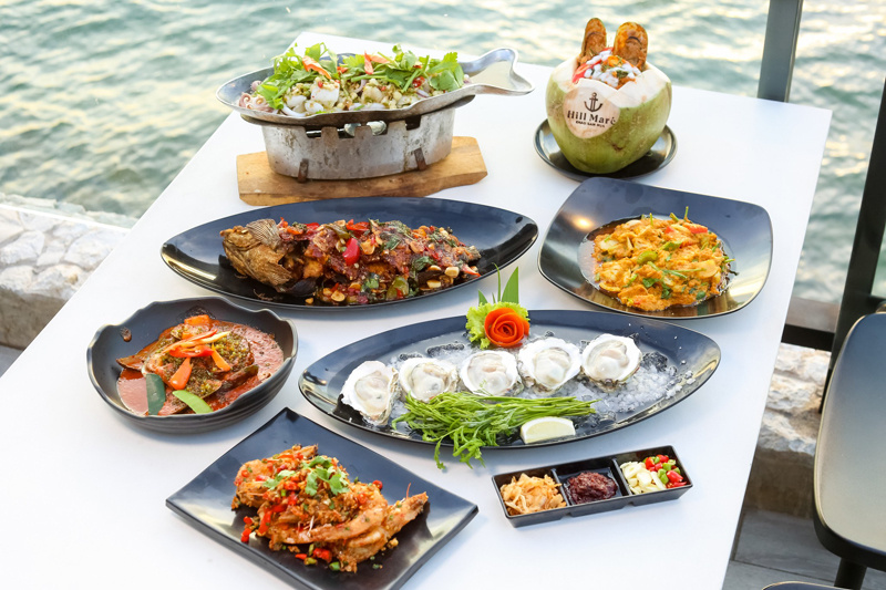 top 10+ ร้านอาหารชลบุรี 2567 วิวสวย ติดริมทะเล บรยากาศดี ราคาไม่แพง