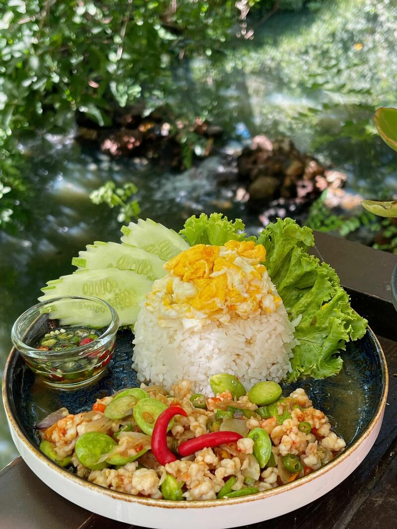 top 16+ คาเฟ่ ตรัง บรรยากาศดีน่าถ่ายรูป เหมาะแก่การนั่งทำงานและไม่ไกลจากตัวเมือง