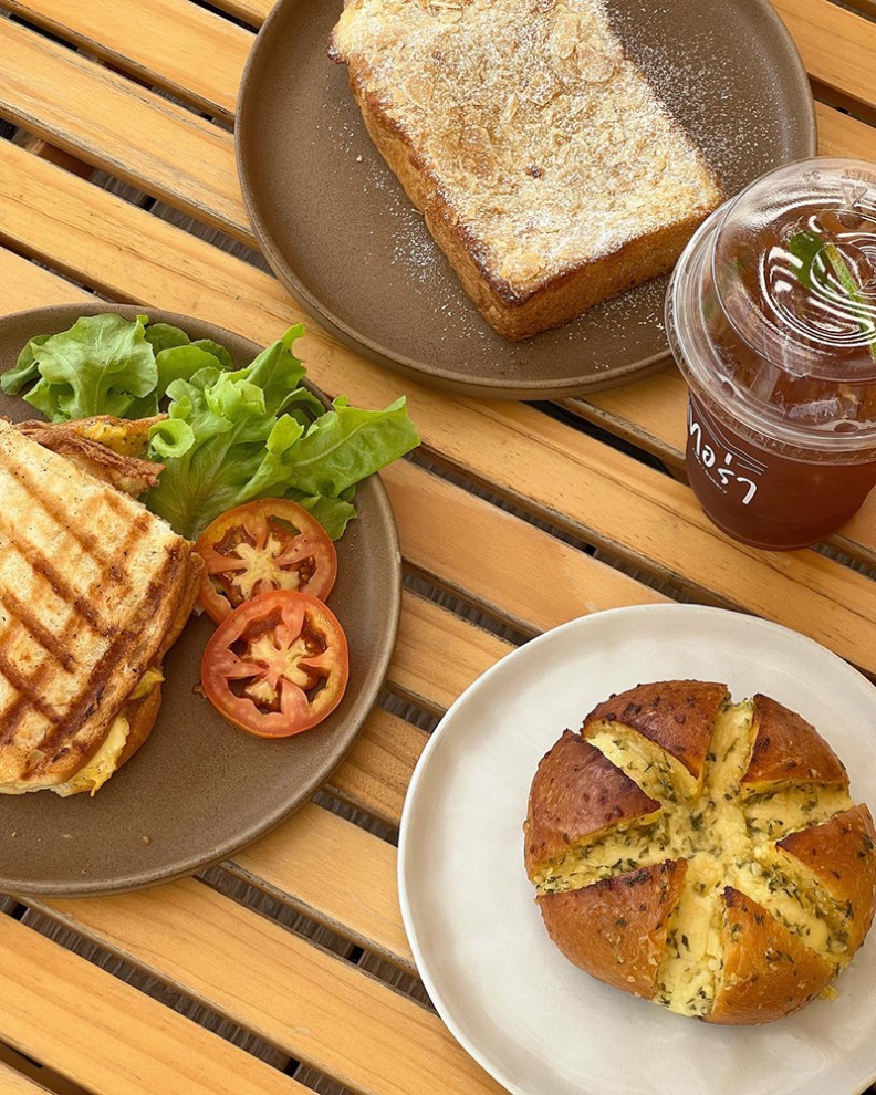 top 7+ คาเฟ่วังน้ำเขียว 2567 ร้านลับ ร้านเปิดใหม่ ริมน้ำ วิวสวย