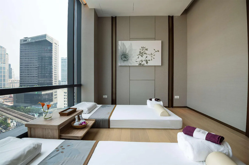 carlton hotel bangkok sukhumvit โรงแรมหรู 5 ดาว ใจกลางย่านสุขุมวิท