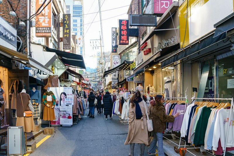 cafe onion, ewha womans university, gangnamdol, gangnamdol haus, gentle monster, han river yeouido hangang park, hongdae, hongs zzuggumi, ikon, k - star road, k-pop, korea world trade center, lotte world, lotte world adventure, lotte world tower, magic island, myeong dong walking street, nudake, nudake haus dosan, seoul forest park, standoil flagship store, starfield library, tamburins, the hyundai seoul, treasure, กระเป๋าแบรนด์เกาหลี, ถนนคนเดินเมียงดง, ถนนเค - สตาร์, ที่เที่ยวกรุงโซล, ที่เที่ยวกรุงโซล 2567, ที่เที่ยวเกาหลี, ที่เที่ยวโซล 2024, ที่เที่ยวโซล 2567, ที่เที่ยวโซลเกาหลี, ปิคนิคแม่น้ำฮัน, พื้นที่นิเวศวิทยาชุ่มน้ำ, มหาวิทยาลัยหญิงล้วนอีวา (, ย่านฮงแด, ร้านหมึกผัดเผ็ด, ลอตเต้ เวิลด์, ล็อตเต้ เวิลด์ ทาวเวอร์, สวนนิเวศวิทยา, สวนป่ากรุงโซล, สวนศิลปวัฒนธรรม, สวนศึกษาธรรมชาติ, สวนสนุกลอตเต้ เวิลด์, สวนสาธารณะริมแม่น้ำฮัน, ห้องสมุดสตาร์ ฟิลด์, ห้างฮุนไดโซล, เกาหลีเกาใจ, เที่ยวกรุงโซล, เที่ยวกรุงโซล 2567, เที่ยวโซล 2024, เที่ยวโซล 2567, แม่น้ำฮัน, ใบไม้เปลี่ยนสี, ใบไม้เปลี่ยนสีโซล, top 15+ ที่เที่ยวในกรุงโซล 2024 สถานที่ฮิต ติดเทรนชาวโซเชี่ยล ได้ฟีลเกาหลีเกาใจ