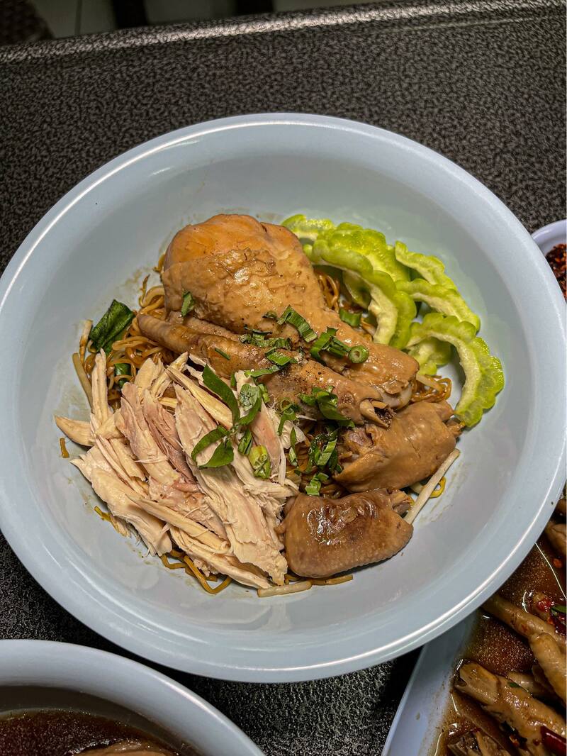 ก๋วยเตี๋ยวไก่มะระ : 13 ร้านก๋วยเตี่ยวไก่มะระ แต่ละร้านบอกเลยว่าเด็ด!