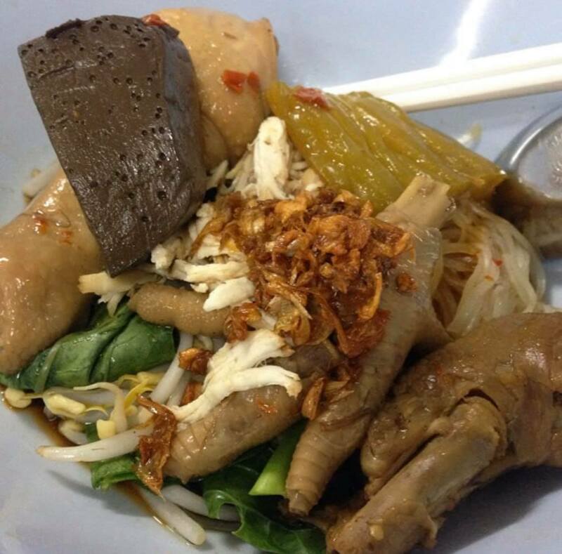 ก๋วยเตี๋ยวไก่มะระ : 13 ร้านก๋วยเตี่ยวไก่มะระ แต่ละร้านบอกเลยว่าเด็ด!