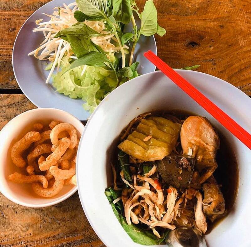 ก๋วยเตี๋ยวไก่มะระ : 13 ร้านก๋วยเตี่ยวไก่มะระ แต่ละร้านบอกเลยว่าเด็ด!