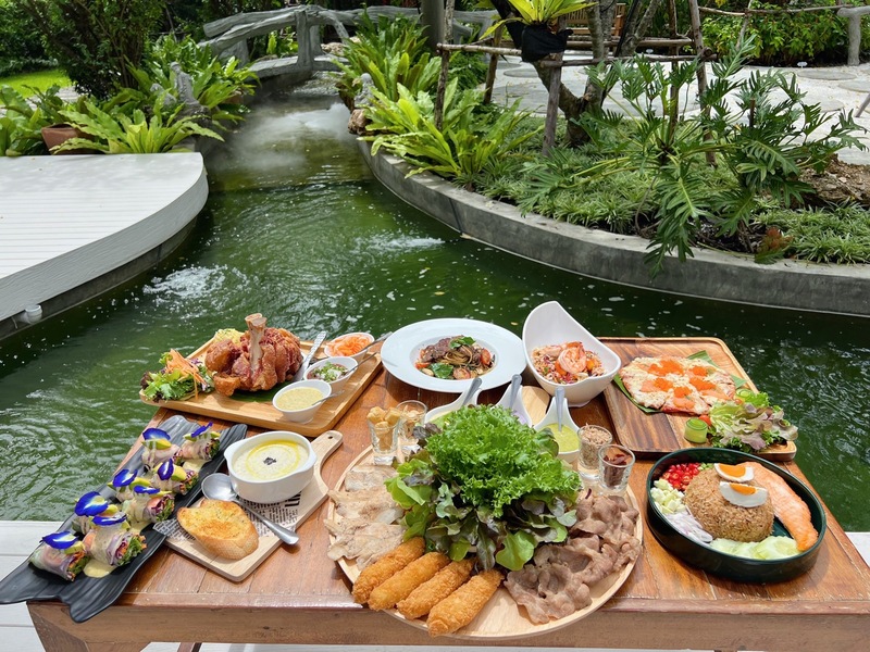 รวม 9 ร้านอาหารและเครื่องดื่ม delivery คัดมาแล้วว่าเด็ด พร้อมอิ่มง่ายๆ แค่ยกหูโทรสั่ง