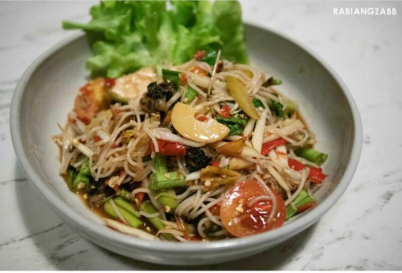 รวม 9 ร้านอาหารและเครื่องดื่ม delivery คัดมาแล้วว่าเด็ด พร้อมอิ่มง่ายๆ แค่ยกหูโทรสั่ง
