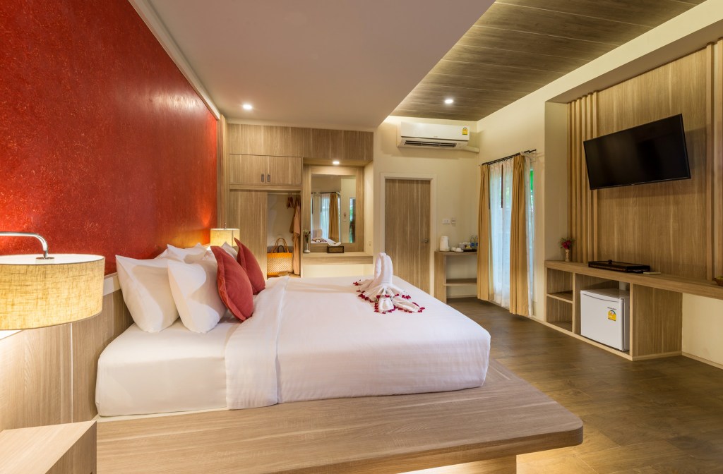 coco lanta resort, crown lanta resort & spa, lanta casa blanca, lanta miami resort, layana resort & spa, pimalai resort & spa, srilanta resort and spa, the houben hotel, twin lotus resort and spa, กระบี่, คราวน์ ลันตา รีสอร์ท แอนด์ สปา, คอกวาง บีช รีสอร์ท, ทวินโลตัส รีสอร์ท แอนด์ สปา, ที่พักลันตา, ที่พักลันตา 2024, ที่พักลันตา 2567, ที่พักเกาะลันตา, ที่พักเกาะลันตา 2024, ที่พักเกาะลันตา 2567, ที่พักเกาะลันตา ติดทะเล 2024, ที่พักเกาะลันตา แนะนำ, ที่พักเกาะลันตาใหญ่, ที่พักเกาะลันตาใหญ่ ติดทะเล, พิมาลัย รีสอร์ท แอนด์ สปา, ลันตา คาซ่า บลังกา, ลันตา ไมอามี รีสอร์ท, ลายานา รีสอร์ท แอนด์ สปา, ศรีลันตา รีสอร์ท แอนด์ สปา, หาดคลองจาก, หาดคลองนิน, หาดคลองโขง, หาดคอกวาง, หาดบากันเตียง, หาดพระแอะ, เกาะลันตา, เกาะลันตาใหญ่, โคโค ลันตา รีสอร์ท, โรงแรมเดอะ ฮาวเบน, top 15+ ที่พัก เกาะลันตา [กรกฎาคม 2024] ติดทะเล น้ำใส วิวสวย จังหวัดกระบี่