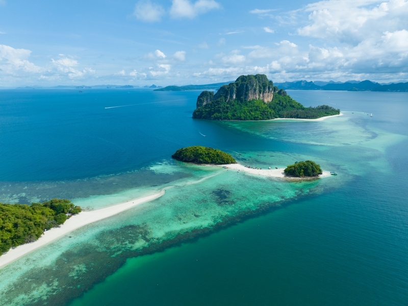 กระบี่, กระบี่ 2024, กระบี่ 2567, จังหวัดกระบี่, ถนนคนเดินกระบี่, ถ้ำพญานาค, ถ้ำพระนาง, ถ้ำไวกิ้ง, ทะเลอันดามัน, ทะเลแหวก กระบี่, ทะเลแหวก อ่าวนาง, ท่าปอมคลองสองน้ํา, ที่เที่ยวกระบี่, ที่เที่ยวกระบี่ 2567, ที่เที่ยวลับ กระบี่, น้ำตกร้อนคลองท่อม, พีพี, วัดคลองท่อม, วัดถ้ำเสือ, วัดถ้ำเสือ กระบี่, สระมรกต, หมู่เกาะพีพี, หมู่เกาะห้า, หมู่เกาะเหลาบิเละ, หาดต้นไทร, หาดพระนาง, หาดอ่าวนาง, หาดไร่เลย์, อ่าวมาหยา, เกาะทับ, เกาะปอดะ, เกาะพีพี, เกาะพีพีดอน, เกาะพีพีเล, เกาะรอก, เกาะลันตา, เกาะลันตาน้อย, เกาะลันตาใหญ่, เกาะหม้อ, เกาะห้อง, เกาะไก่, เกาะไม้ไผ่, เขาขนาบน้ำ, เขาผาค้อม, เที่ยวกระบี่, เที่ยวกระบี่ 2024, เที่ยวกระบี่ 2567, ไร่เลย์, top 20+ ที่เที่ยวกระบี่ [กรกฎาคม 2024] ความงดงามแห่งอันดามัน ตะลุยชมเกาะแห่งสรวงสวรรค์