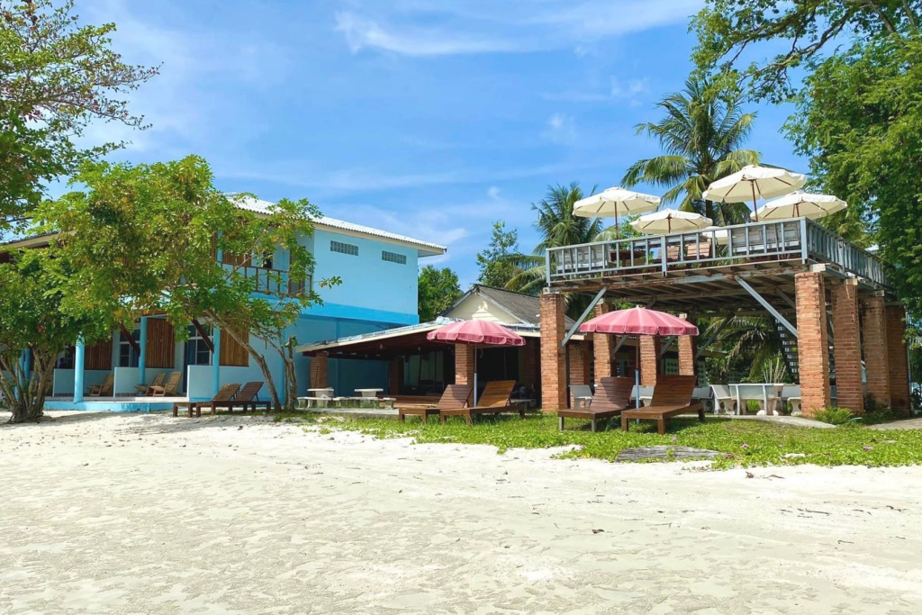 koh mook de tara beach resort, koh mook pawapi beach resort, koh mook riviera beach resort, koh mook sivalai beach resort, mook lamai resort and spa, nature hill kohmook, ตรัง, ที่พักเกาะมุก, ที่พักเกาะมุก 2022, ที่พักเกาะมุก 2023, ที่พักเกาะมุก 2565, ที่พักเกาะมุก 2566, ที่พักเกาะมุก ตรัง, ที่พักเกาะมุก ติดทะเล, ที่พักเกาะมุก ติดหาด, มุกละมัย รีสอร์ต แอนด์ สปา, เกาะมุก, เกาะมุก ปาวาปี บีช รีสอร์ต, เกาะมุก ริวิร่า บีช รีสอร์ท, เกาะมุก สิวาลัยบีช รีสอร์ท, เกาะมุกด์ เดอ ธารา บีช รีสอร์ต, เนเจอร์ ฮิลล์ เกาะมุก, top 10+ ที่พัก เกาะมุก จังหวัดตรัง อัปเดต 2024 สัมผัสความสวยงามของท้องทะเลอันดามัน