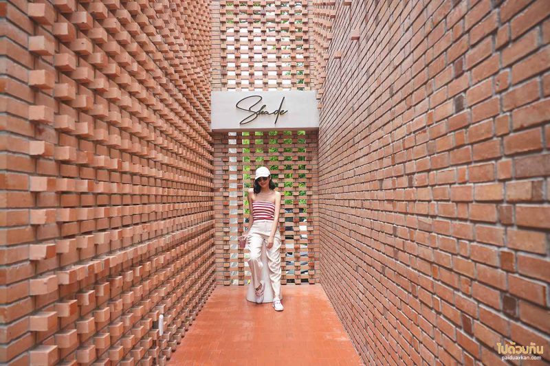 shade coffee roasters บางแสน คาเฟ่สุดเท่ในอาคารอิฐ