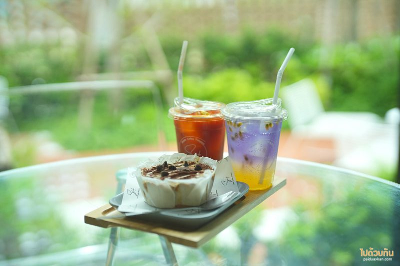 shade coffee roasters บางแสน คาเฟ่สุดเท่ในอาคารอิฐ