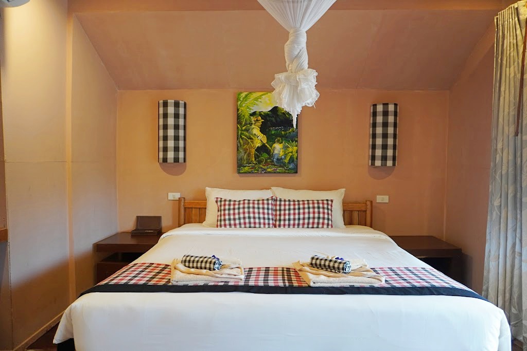 koh hai fantasy resort and spa, koh ngai cliff beach resort, koh ngai kaimuk thong resort, koh ngai paradise beach resort, koh ngai resort, koh ngai thanya resort, thapwarin resort, ทับวารินทร์ รีสอร์ท, ที่พักเกาะไหง, ที่พักเกาะไหง 2024, ที่พักเกาะไหง 2567, ที่พักเกาะไหง ติดทะเล, ที่พักเกาะไหง ติดทะเล 2024, ที่พักเกาะไหง ติดทะเล 2567, เกาะไหง, เกาะไหง คลิฟ บีช รีสอร์ท, เกาะไหง ธัญญา รีสอร์ท, เกาะไหง พาราไดซ์ บีช รีสอร์ท, เกาะไหง รีสอร์ท, เกาะไหง แฟนตาซี รีสอร์ท แอนด์ สปา, เกาะไหง ไข่มุกทอง รีสอร์ท, top 9+ ที่พักเกาะไหง [กรกฎาคม 2024] หนีความวุ่นวาย เอนกายสัมผัสธรรมชาติ ท่ามกลางความเงียบสงบ