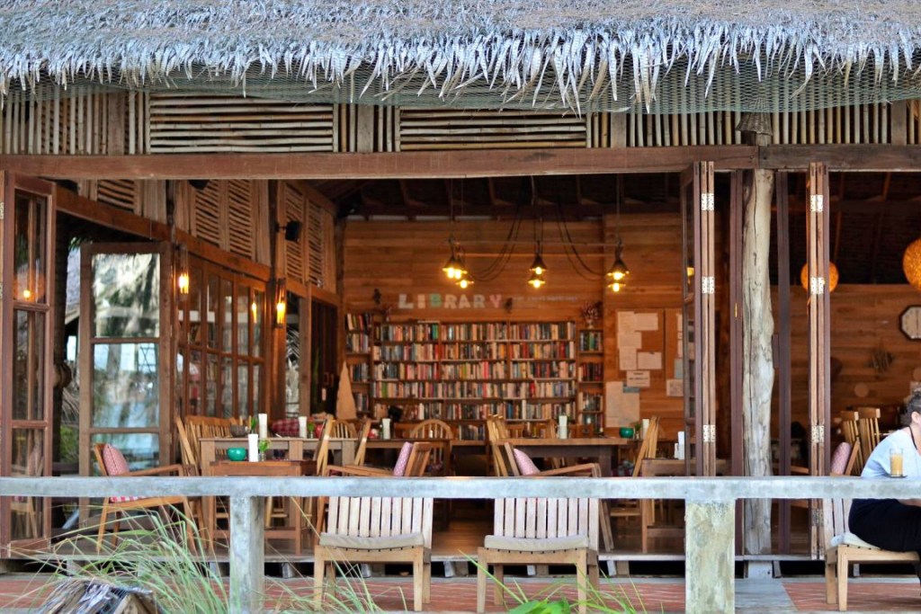 koh hai fantasy resort and spa, koh ngai cliff beach resort, koh ngai kaimuk thong resort, koh ngai paradise beach resort, koh ngai resort, koh ngai thanya resort, thapwarin resort, ทับวารินทร์ รีสอร์ท, ที่พักเกาะไหง, ที่พักเกาะไหง 2024, ที่พักเกาะไหง 2567, ที่พักเกาะไหง ติดทะเล, ที่พักเกาะไหง ติดทะเล 2024, ที่พักเกาะไหง ติดทะเล 2567, เกาะไหง, เกาะไหง คลิฟ บีช รีสอร์ท, เกาะไหง ธัญญา รีสอร์ท, เกาะไหง พาราไดซ์ บีช รีสอร์ท, เกาะไหง รีสอร์ท, เกาะไหง แฟนตาซี รีสอร์ท แอนด์ สปา, เกาะไหง ไข่มุกทอง รีสอร์ท, top 9+ ที่พักเกาะไหง [กรกฎาคม 2024] หนีความวุ่นวาย เอนกายสัมผัสธรรมชาติ ท่ามกลางความเงียบสงบ