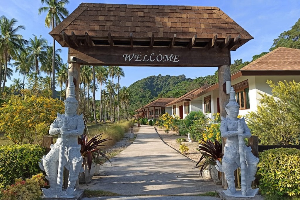 koh hai fantasy resort and spa, koh ngai cliff beach resort, koh ngai kaimuk thong resort, koh ngai paradise beach resort, koh ngai resort, koh ngai thanya resort, thapwarin resort, ทับวารินทร์ รีสอร์ท, ที่พักเกาะไหง, ที่พักเกาะไหง 2024, ที่พักเกาะไหง 2567, ที่พักเกาะไหง ติดทะเล, ที่พักเกาะไหง ติดทะเล 2024, ที่พักเกาะไหง ติดทะเล 2567, เกาะไหง, เกาะไหง คลิฟ บีช รีสอร์ท, เกาะไหง ธัญญา รีสอร์ท, เกาะไหง พาราไดซ์ บีช รีสอร์ท, เกาะไหง รีสอร์ท, เกาะไหง แฟนตาซี รีสอร์ท แอนด์ สปา, เกาะไหง ไข่มุกทอง รีสอร์ท, top 9+ ที่พักเกาะไหง [กรกฎาคม 2024] หนีความวุ่นวาย เอนกายสัมผัสธรรมชาติ ท่ามกลางความเงียบสงบ