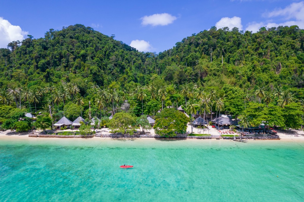 Top 9+ ที่พักเกาะไหง [กรกฎาคม 2024] หนีความวุ่นวาย เอนกายสัมผัสธรรมชาติ ท่ามกลางความเงียบสงบ