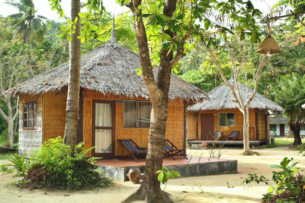 koh hai fantasy resort and spa, koh ngai cliff beach resort, koh ngai kaimuk thong resort, koh ngai paradise beach resort, koh ngai resort, koh ngai thanya resort, thapwarin resort, ทับวารินทร์ รีสอร์ท, ที่พักเกาะไหง, ที่พักเกาะไหง 2024, ที่พักเกาะไหง 2567, ที่พักเกาะไหง ติดทะเล, ที่พักเกาะไหง ติดทะเล 2024, ที่พักเกาะไหง ติดทะเล 2567, เกาะไหง, เกาะไหง คลิฟ บีช รีสอร์ท, เกาะไหง ธัญญา รีสอร์ท, เกาะไหง พาราไดซ์ บีช รีสอร์ท, เกาะไหง รีสอร์ท, เกาะไหง แฟนตาซี รีสอร์ท แอนด์ สปา, เกาะไหง ไข่มุกทอง รีสอร์ท, top 9+ ที่พักเกาะไหง [กรกฎาคม 2024] หนีความวุ่นวาย เอนกายสัมผัสธรรมชาติ ท่ามกลางความเงียบสงบ
