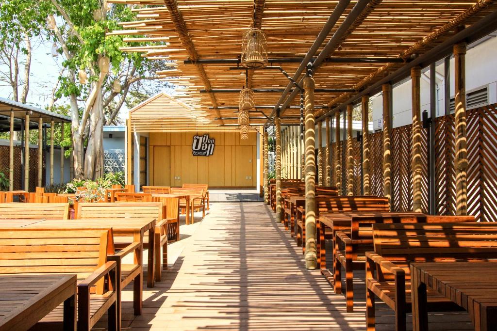 betta hostel, ซี แซนด์ ทรี, ที่พักบางแสน, ที่พักบางแสน 2024, ที่พักบางแสน 2567, ที่พักบางแสน ติดทะเล, ที่พักบางแสน ติดทะเล 2024, ที่พักบางแสน ติดทะเล 2567, ที่พักบางแสน ติดหาด, ที่พักบางแสน หาดวอน, ที่พักบางแสนติดทะเล, บางแสน, บางแสน เฮอริเทจ, พาณิต้า เฮาส์, สิกขรา พลาโช่ รีสอร์ท, เดอะ เซส บางแสน, เดอะ ไทด์ รีสอร์ท, เบตตา โฮสเทล, โคสต์ต้า บางแสน, โคโค่ บีช รีสอร์ท, โรงแรมคาล์ม บางแสน, top 15+ ที่พักบางแสน ติดทะเล บรรยากาศดี้ดี อัปเดตล่าสุด [กรกฎาคม 2024]